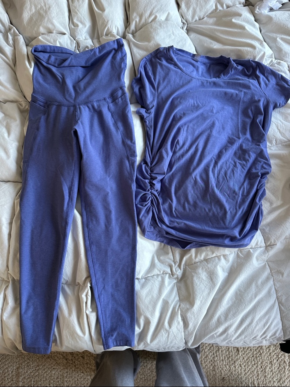 Beyond Yoga Purple Active Leggings and Ruched Tee Set